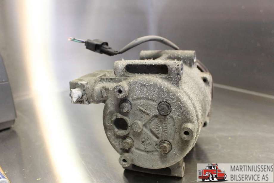 Aircondition kompressor til Ford Fiesta 2008-2012 (Type VI, Fase 1)  (FORD|8V5119D629DF|)