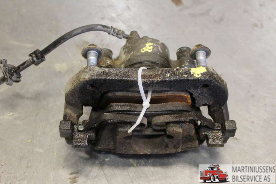 Bremsecaliper venstre foran til Toyota Proace, 2016-->> (Type II)  (TOYOTA|)