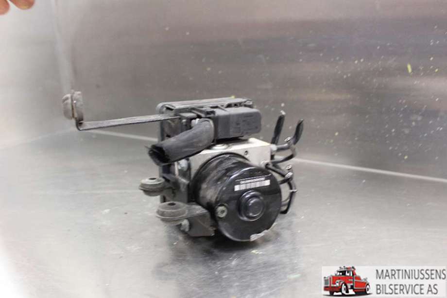 ABS sentral til Ford Focus 2008-2010 (Type II, Fase 2)  (FORD|10.09960-0127;3|)
