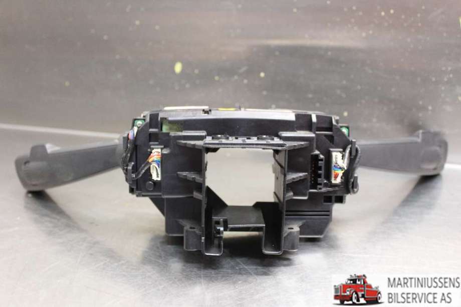 Bryter combi til Volvo V60 2010-2013 (Type I, Fase 1)  (VOLVO|31334647|31264169|)