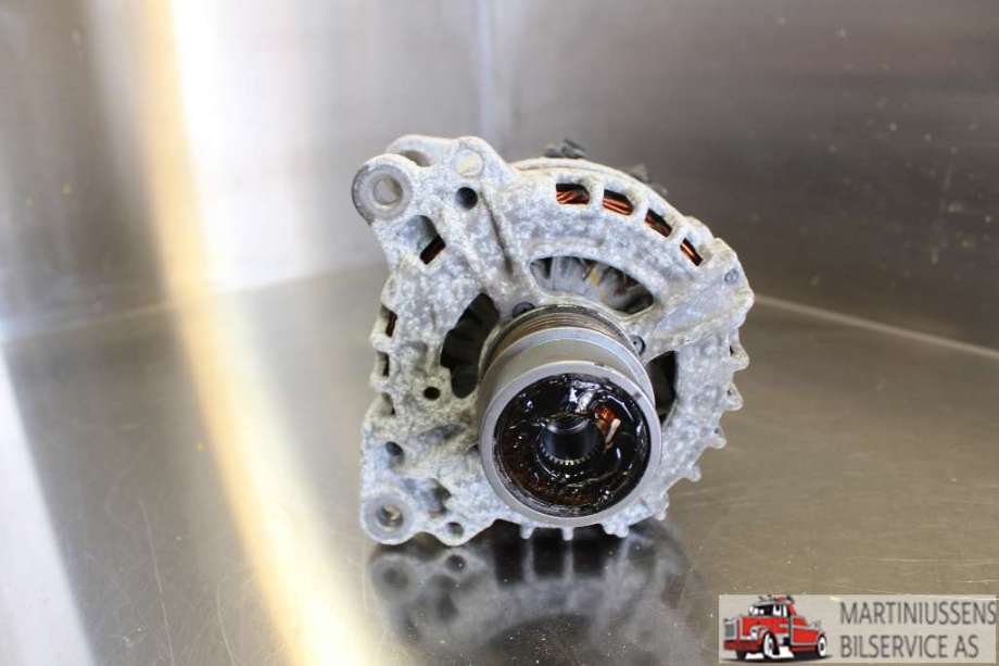 Dynamo til VW Golf VII 2017-2020 (Fase 2)  (VOLKSWAGEN|04E 903 024S|)