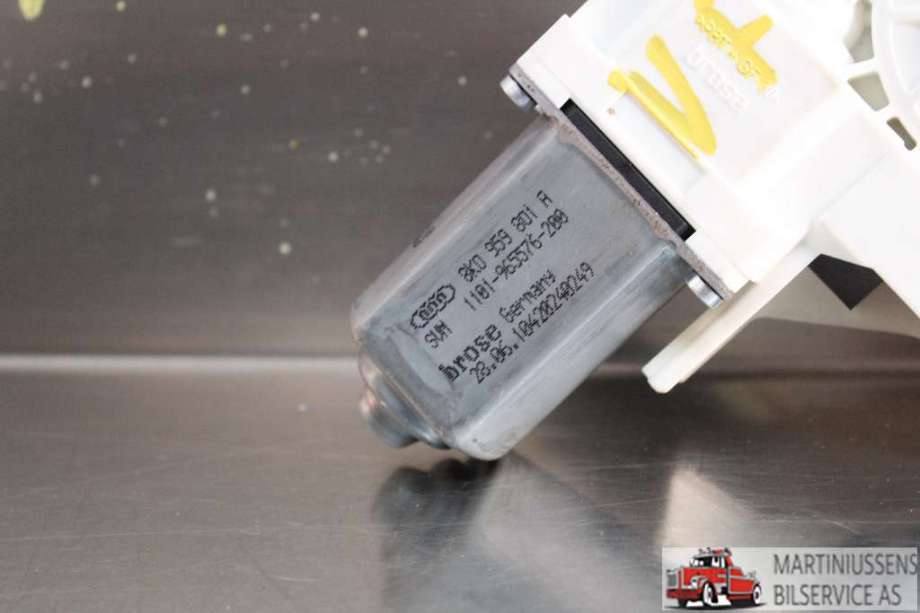 Ruteheis venstre foran til Audi A5 2007-2016 (Type I)  (AUDI|8K0 959 801 A|)