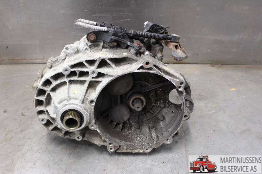 Girkasse manuell 6-trinn til VW Transporter / Caravelle 2009-2015 (Fase 2) (T5) (T5) (VOLKSWAGEN|KQK|)