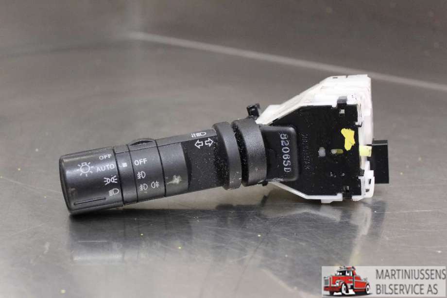 Bryter blink til Nissan Qashqai, 2007-2010 (Type I, Fase 1) (NISSAN|82065D)