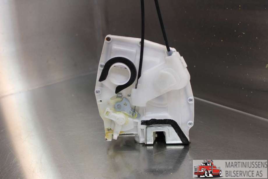 Låsekasse høyre til Suzuki SX4 2009-2013 (Type I, Fase 2)  (SUZUKI|)