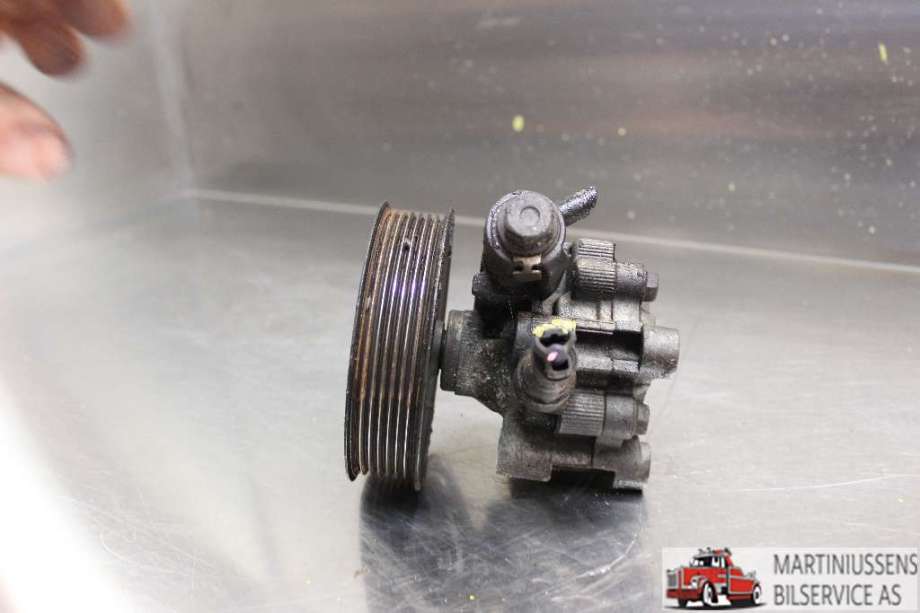 Servo pumpe mekanisk til Toyota RAV4 2000-2006 (Type II)  (TOYOTA||015)