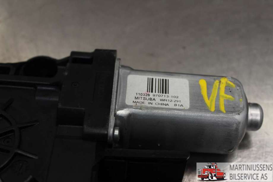 Ruteheis venstre til Volvo V70 2007-2013 (Type III, Fase 1)  (VOLVO|970713-102|)