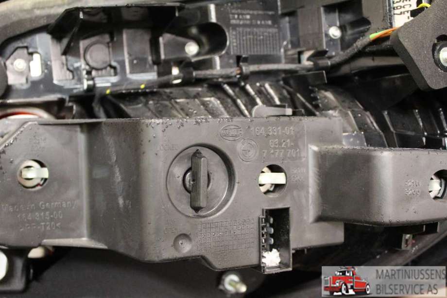Baklykt venstre til BMW 5-Serie 2003-2010 (E60/E61) (E60/E61) (BMW|)
