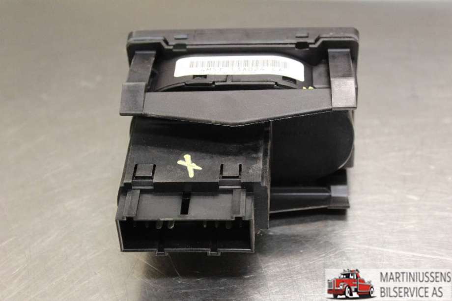 Bryter lys til Ford Transit 2006-2013  (FORD|4M5T13A024CA|)