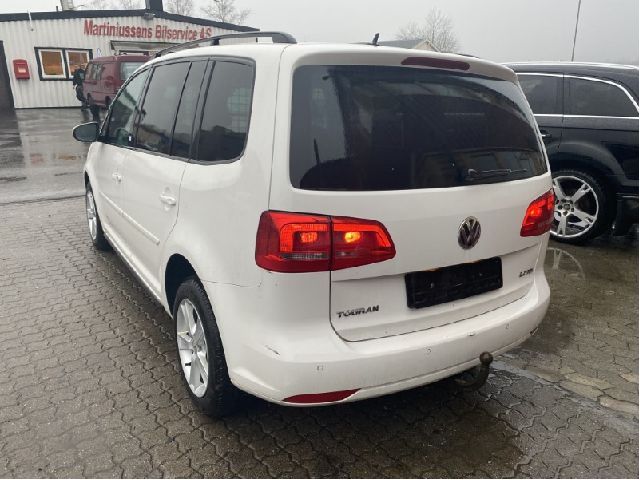Dør venstre bak til VW Touran 2010-2015 (Type I, Fase 3)  (VOLKSWAGEN|)