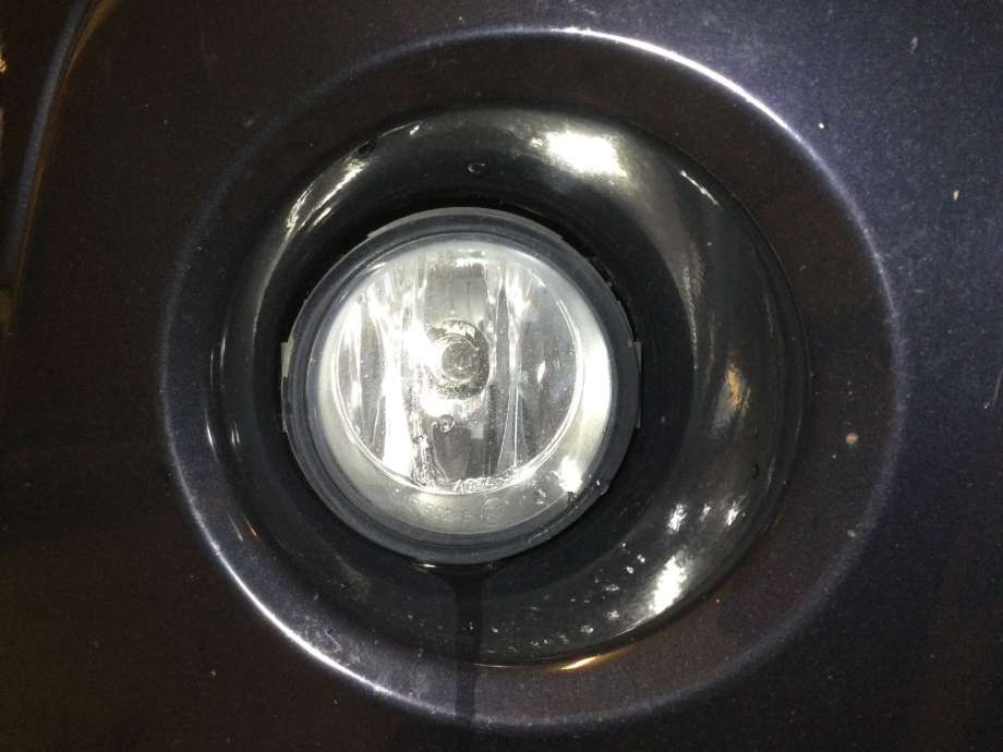 Tåkelykt høyre foran til Suzuki Grand Vitara, 2005-2015 (Type III)  (SUZUKI|)