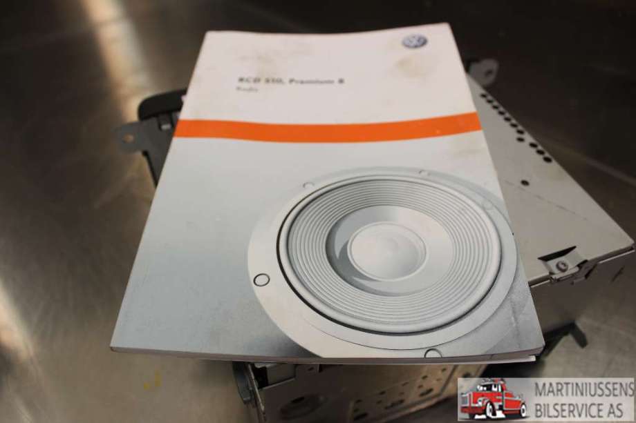 Bilstereo til VW Polo 2009-2014 (Type V, Fase 1)  (VOLKSWAGEN|3C8 035 195|)