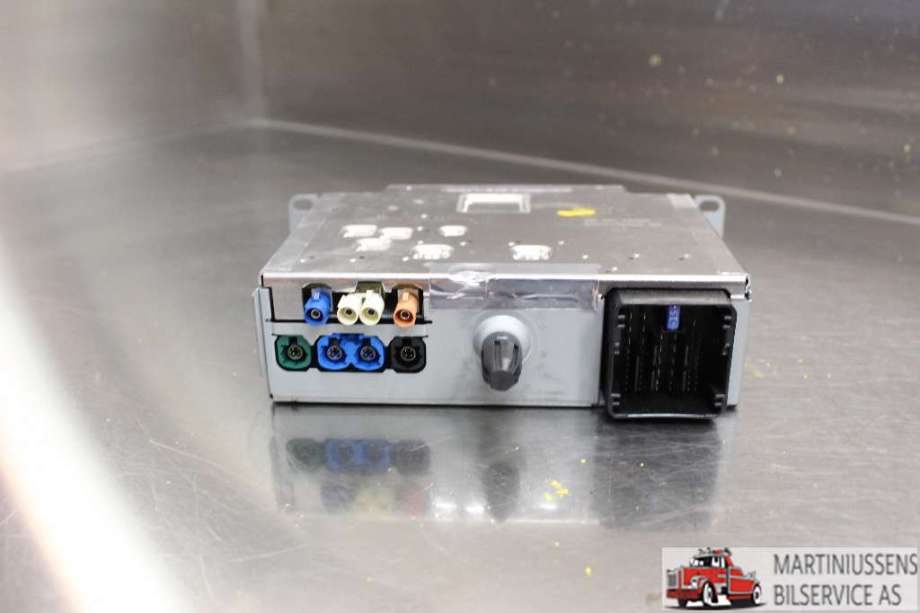 Antenne forsterker til Toyota Proace 2016-->> (Type II)  (TOYOTA|9822730380|7 503 900 137|)