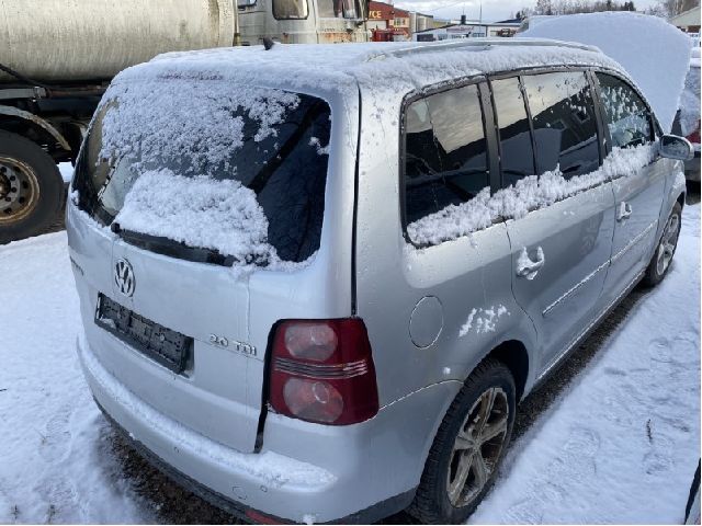 Dør høyre bak til VW Touran 2007-2010 (Type I, Fase 2)  (VOLKSWAGEN|)