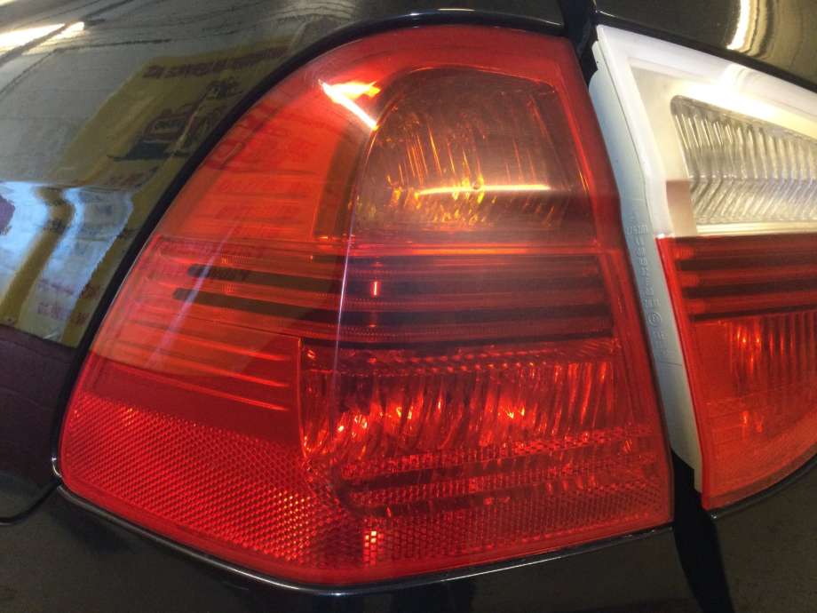 Baklykt venstre til BMW 3-Serie 2005-2011 (E90/E91/E92/E93) (E90/E91/E92/E93) (BMW|)