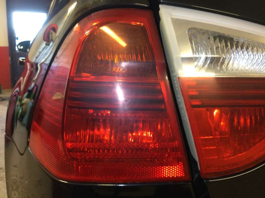 Baklykt venstre til BMW 3-Serie 2005-2011 (E90/E91/E92/E93) (E90/E91/E92/E93) (BMW|)