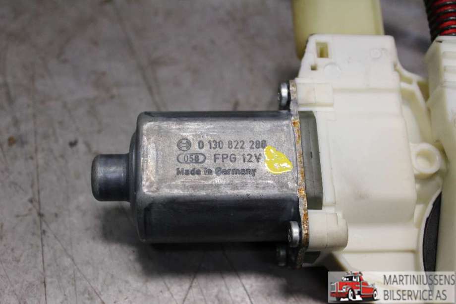 Ruteheis høyre til Ford S-Max 2010-2015 (Type I, Fase 2)  (FORD||0 130 822 286)