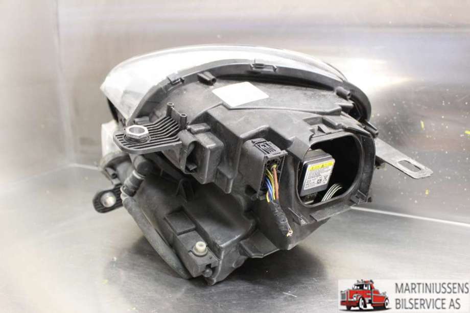 Frontlykt høyre halogen til Mini Countryman 2010-2016 (R60) (R60) (MINI|9801040-05|)