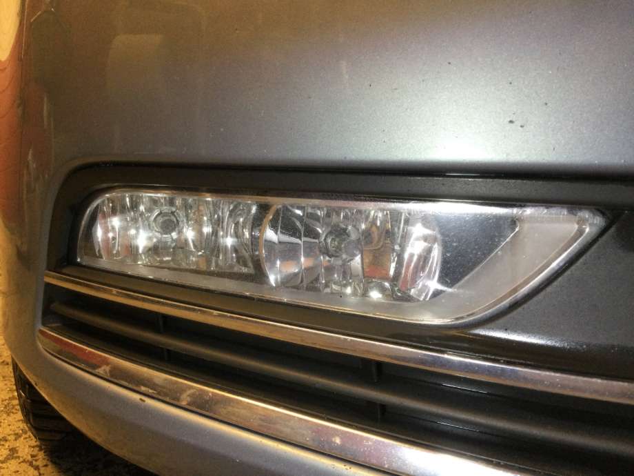 Tåkelykt høyre foran til VW Passat, 2011-2015 (B7) (B7) (VOLKSWAGEN|)