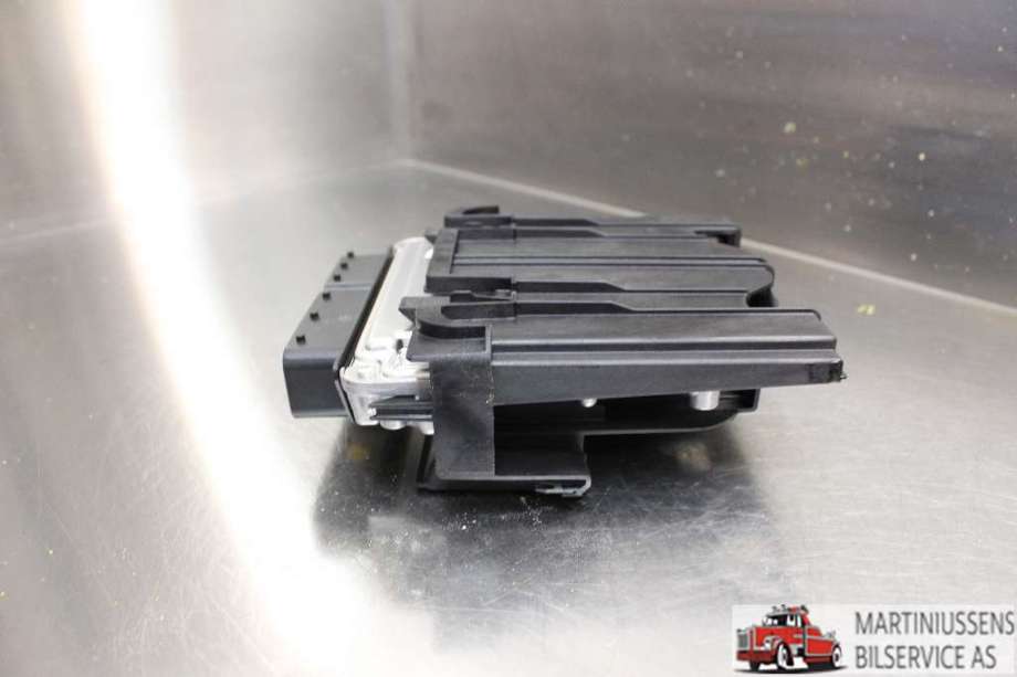 Styreenhet motor til BMW 3-Serie 2012-2018 (F30/F31/F34) (F30/F31/F34) (BMW|8 582 281-01|)