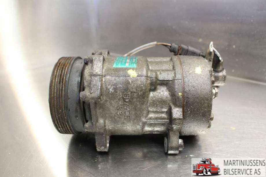 Aircondition kompressor til VW Transporter / Caravelle 2003-2009 (Fase 1) (T5) (T5) (VOLKSWAGEN|7H0 820 803 D|)