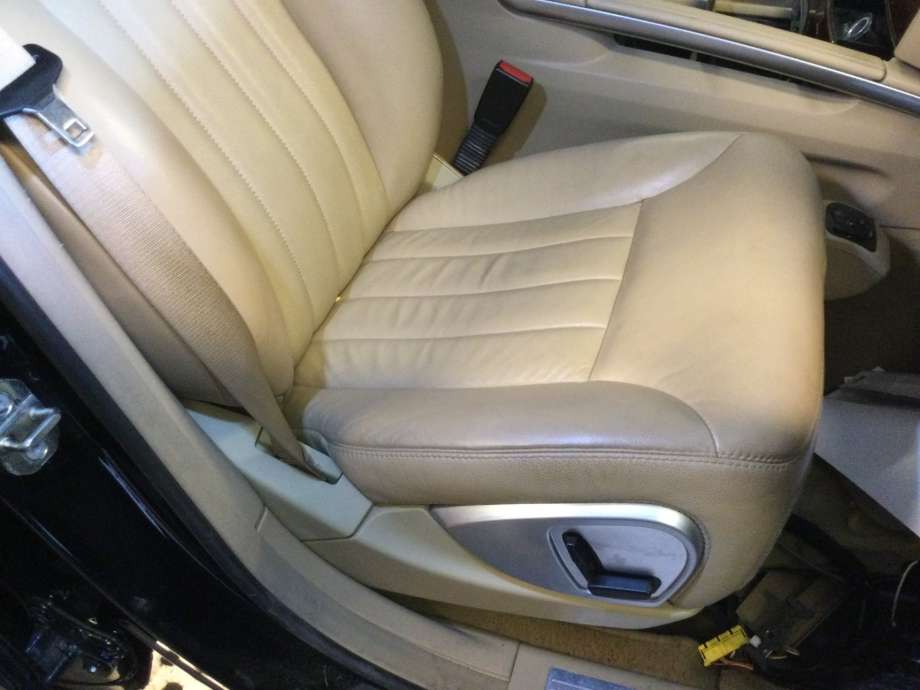 Sete foran høyre til Mercedes ML, 2005-2011 (W164) (W164) (MERCEDES|)