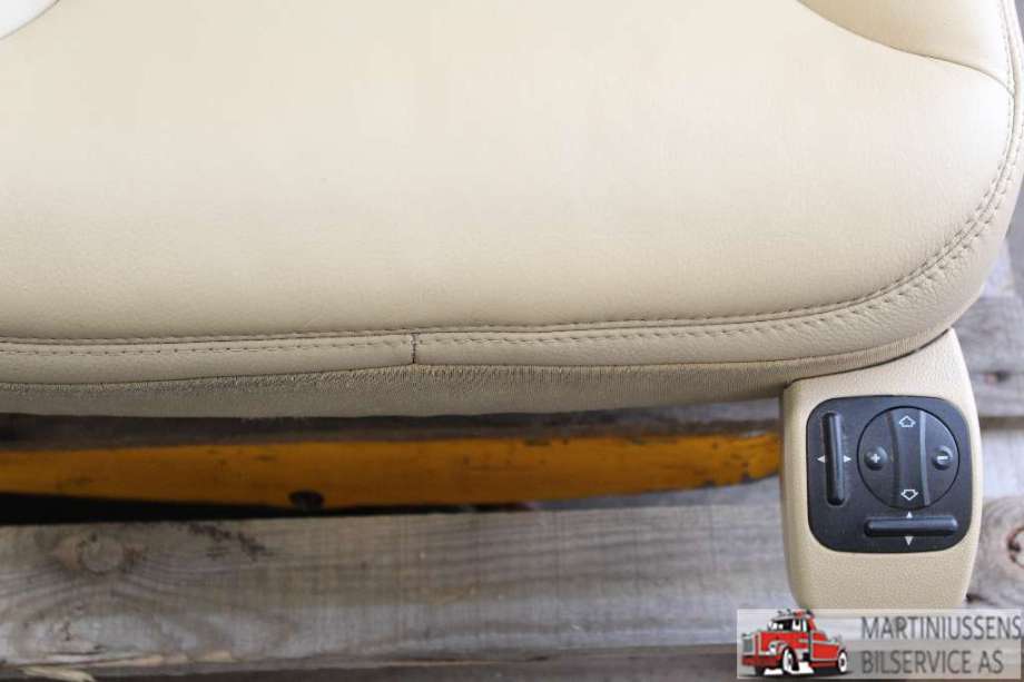 Sete foran høyre til Mercedes ML 2005-2011 (W164) (W164) (MERCEDES|)