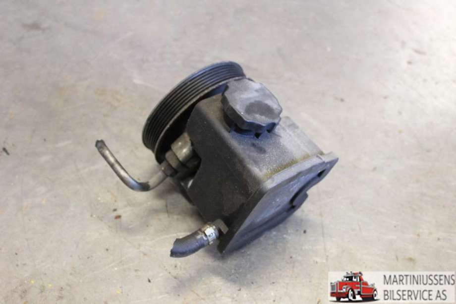 Servo pumpe mekanisk til Mercedes C-Klasse 2011-2014 (Fase 2) (W204) (W204) (MERCEDES|)