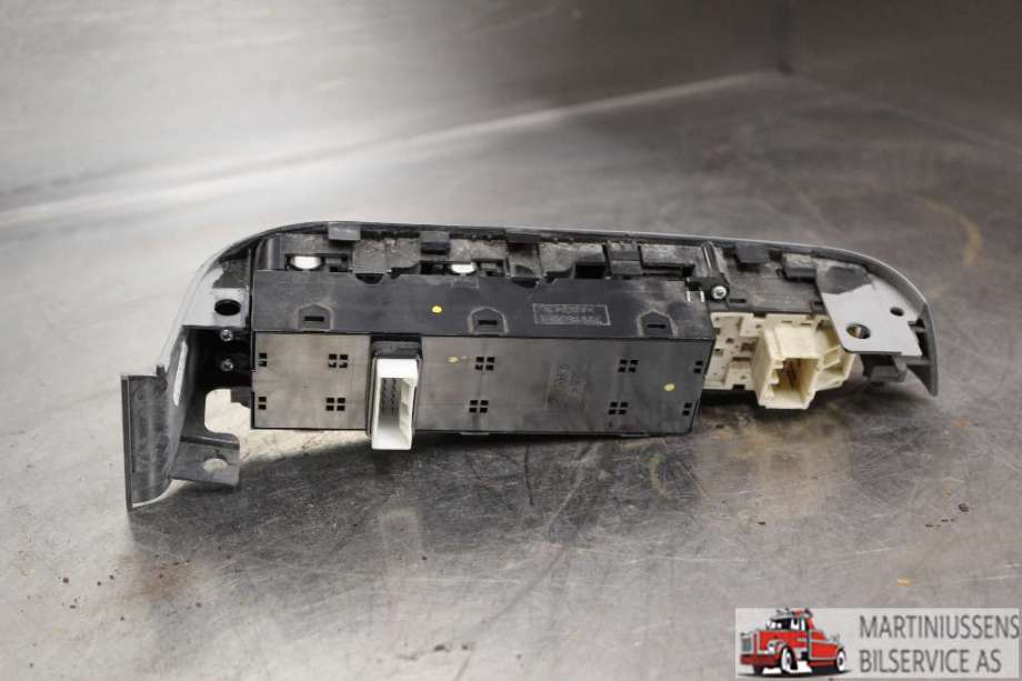 Bryter ruteheis til Kia Soul 2014-2019 (Type II)  (KIA||93570-B2050BF6)