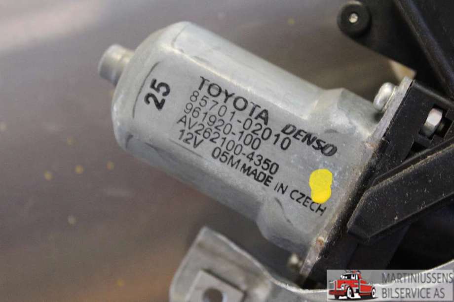 Ruteheis høyre til Toyota Avensis 2009-2015 (Type III, Fase 1)  (TOYOTA|85701-02010|)