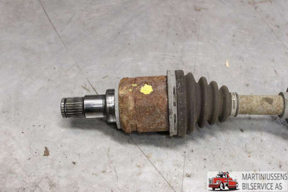 Drivaksel venstre foran til Toyota RAV4 2006-2009 (Type III, Fase 1) (TOYOTA|)