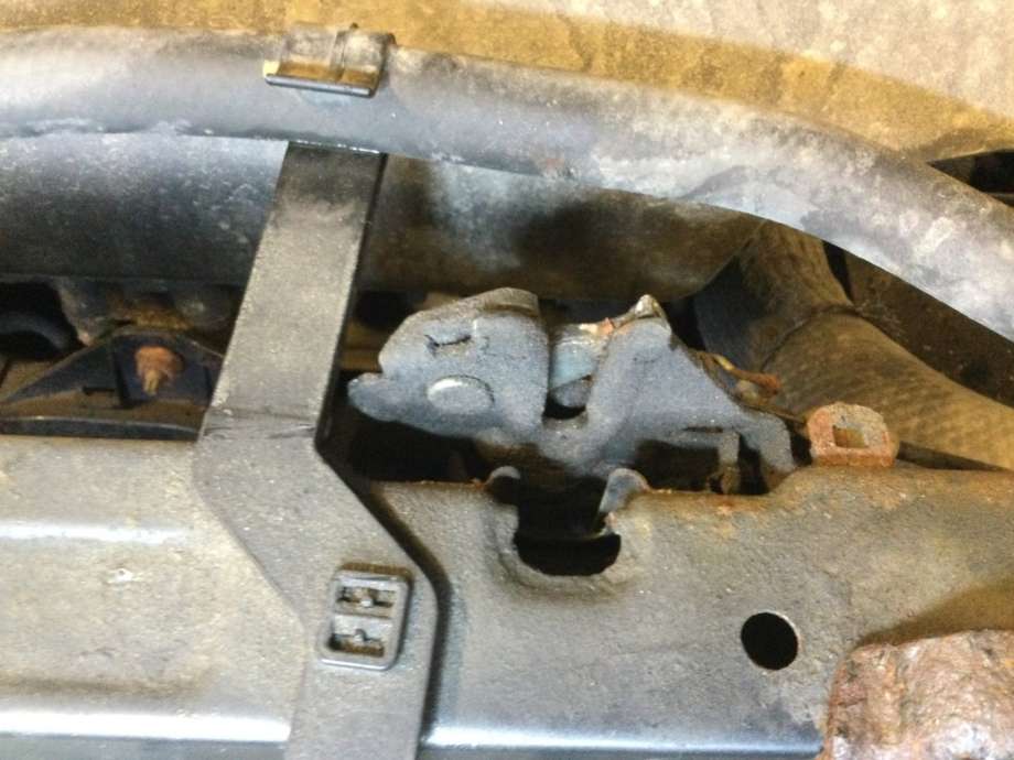 Panserlås til Toyota RAV4, 2006-2009 (Type III, Fase 1) (TOYOTA|)
