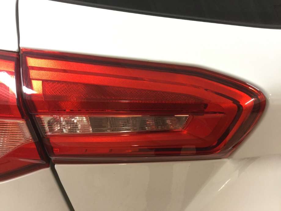 Baklykt venstre indre til Ford Focus, 2018-->> (Type IV) (FORD|)