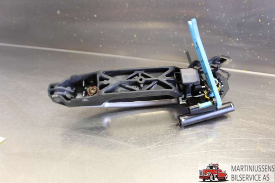 Dørhåndtak utv venstre bak til Suzuki SX4 2009-2013 (Type I, Fase 2) (SUZUKI|)