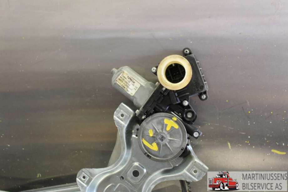 Ruteheis venstre til Toyota Auris, 2013-2015 (Type II, Fase 1)  (TOYOTA|85720-02410-B)