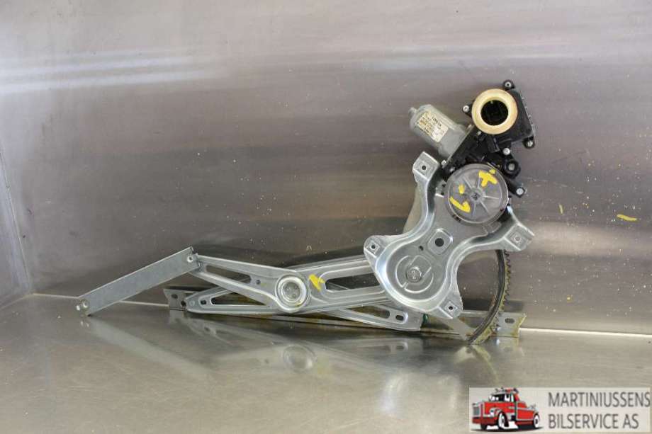Ruteheis venstre til Toyota Auris 2013-2015 (Type II, Fase 1)  (TOYOTA|85720-02410-B|)