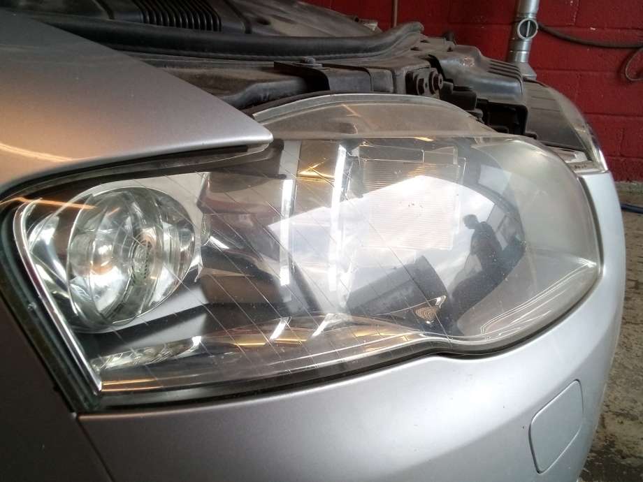 Frontlykt høyre xenon til Audi A4 2004-2008 (Type III) (B7) (B7) (AUDI|8E0 941 004 BM|)