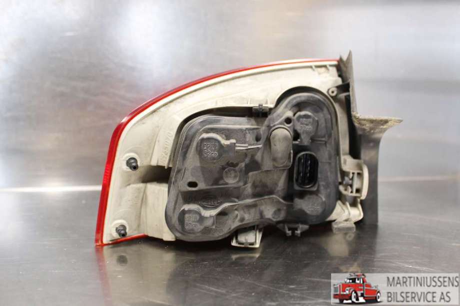 Baklykt høyre til Audi A4 2004-2008 (Type III) (B7) (B7) (AUDI|)