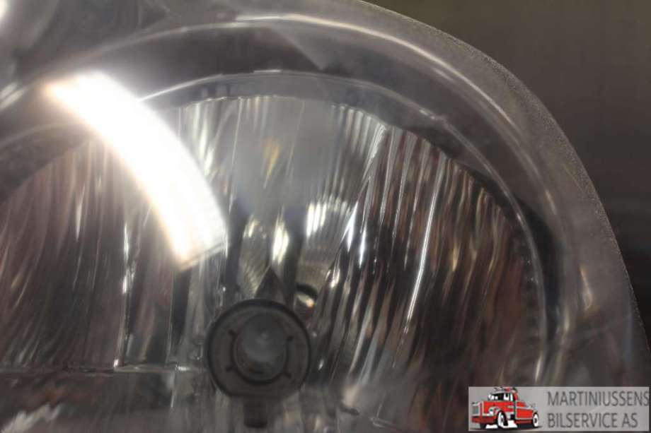 Frontlykt venstre halogen til Toyota Proace 2013-2016 (Type I)  (TOYOTA|)