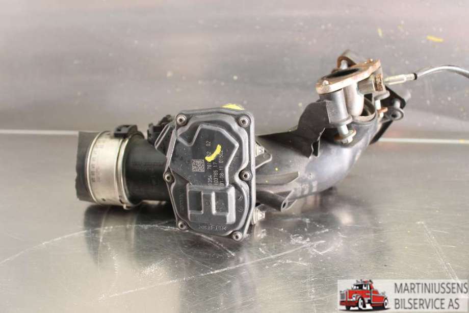 Spjeldhus til BMW 3-Serie, 2005-2011 (E90/E91/E92/E93) (E90/E91/E92/E93) (BMW|1354 7810752 02)