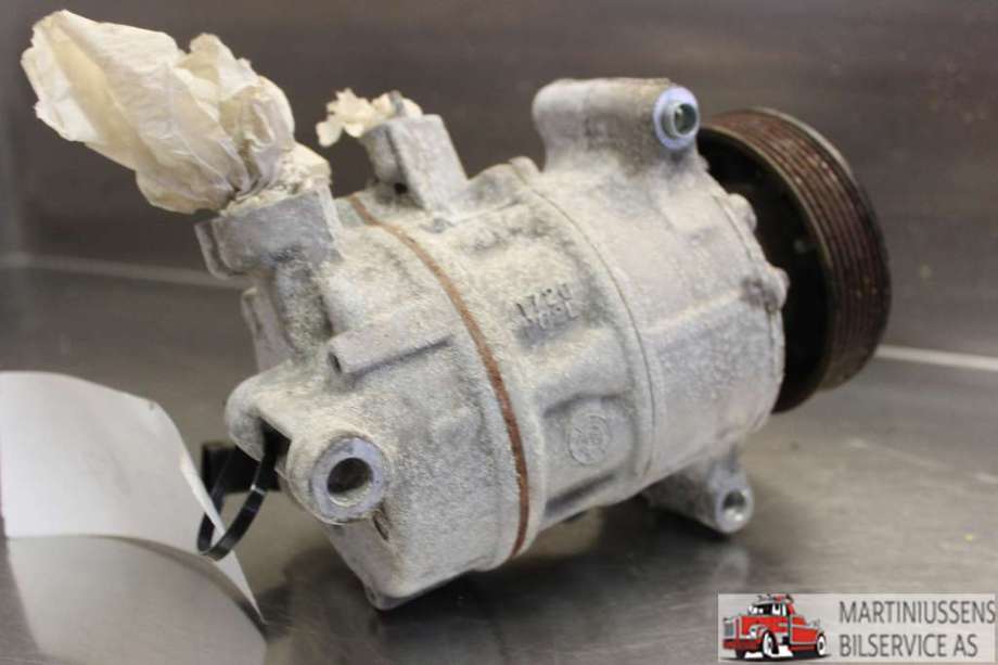 Aircondition kompressor til Škoda Octavia 2013-2016 (Type III, Fase 1)  (SKODA|5Q0 820 803 C|)