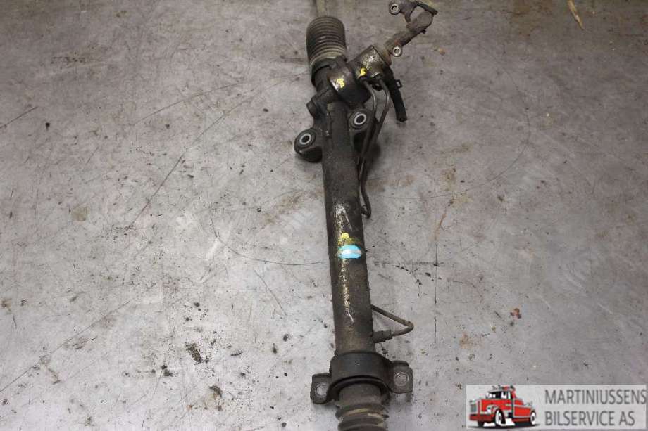 Tannstang til Toyota Hiace 2007-2012 (Fase 3)  (TOYOTA|)
