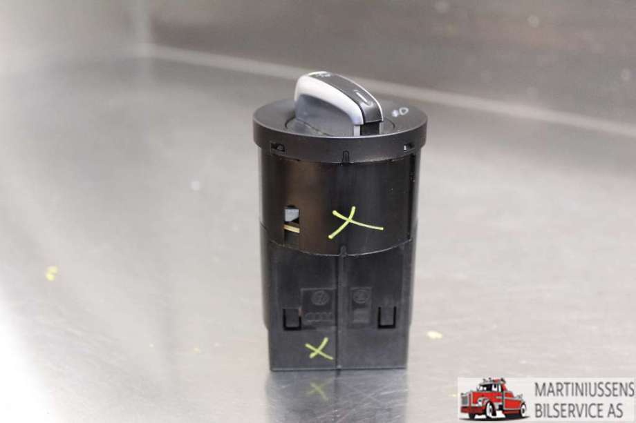 Bryter lys til VW Polo 2009-2014 (Type V, Fase 1)  (VOLKSWAGEN|)
