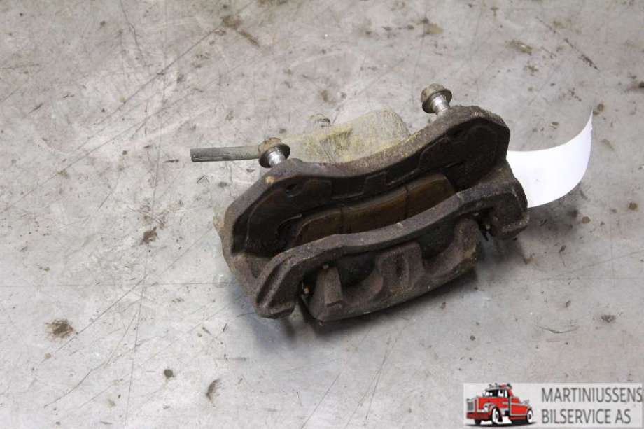 Bremsecaliper venstre foran til Mitsubishi Outlander 2015-->> (Type III, Fase 2)  (MITSUBISHI|)