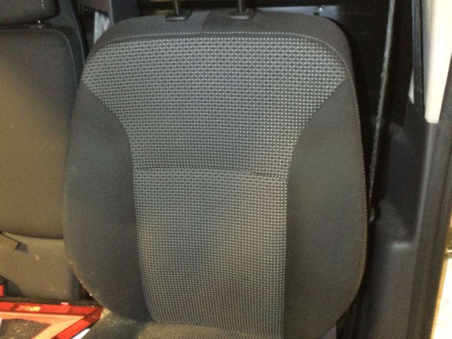 Sete foran venstre til Mercedes Citan 2012-2021 (W415) (W415) (MERCEDES|)