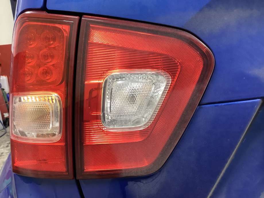 Baklykt venstre indre til Suzuki Ignis, 2016-->> (Type II)  (SUZUKI|)