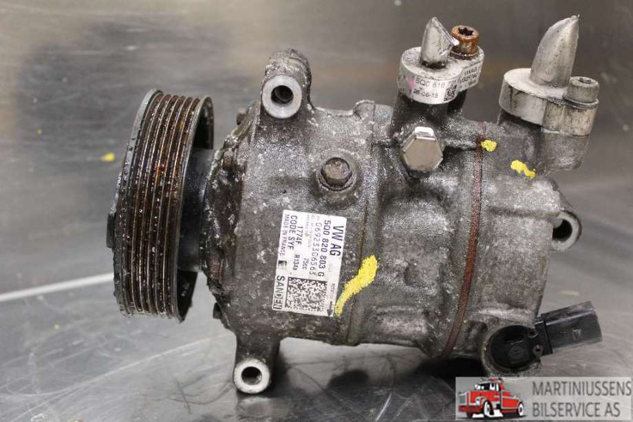 Aircondition kompressor til VW Passat 2015-2019 (Fase 1) (B8) (B8) (VOLKSWAGEN|5Q0 820 803 G|)
