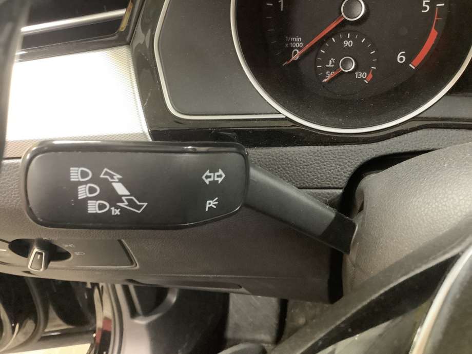 Bryter combi til VW Passat, 2015-2019 (Fase 1) (B8) (B8) (VOLKSWAGEN|5QO.953.502.M)