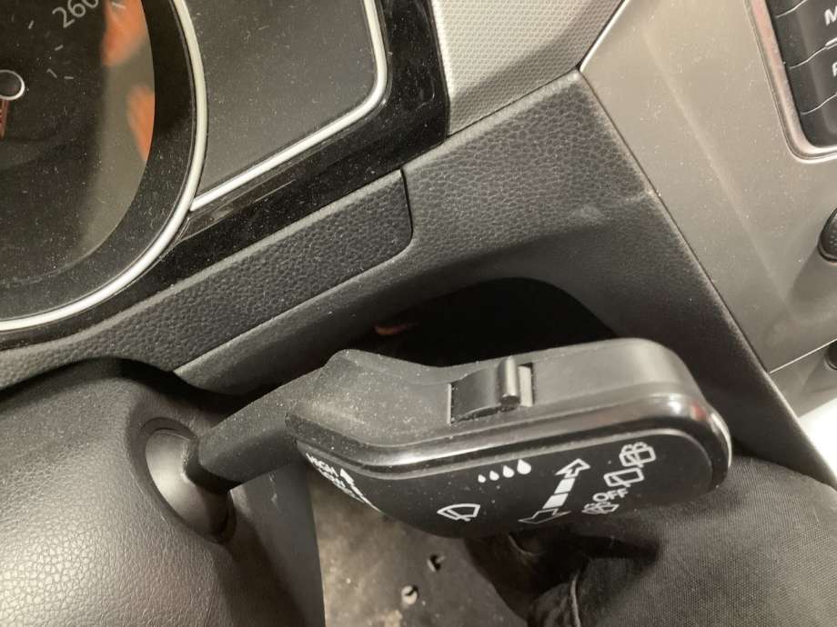 Bryter combi til VW Passat 2015-2019 (Fase 1) (B8) (B8) (VOLKSWAGEN|5QO.953.502.M|)