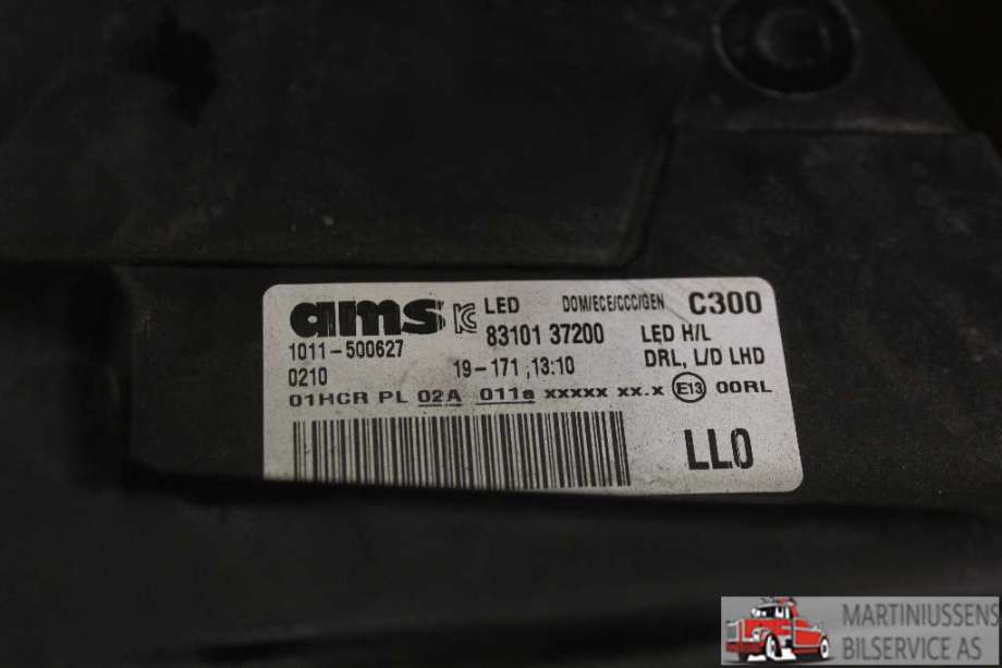Frontlykt venstre halogen til SsangYong Korando 2019-->> (Type IV)  (SSANGYONG|83101 37200|)